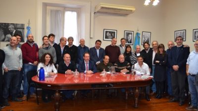 Buenos Aires: Para intendentes y legisladores del FpV el límite a las reelecciones es «tema secundario»