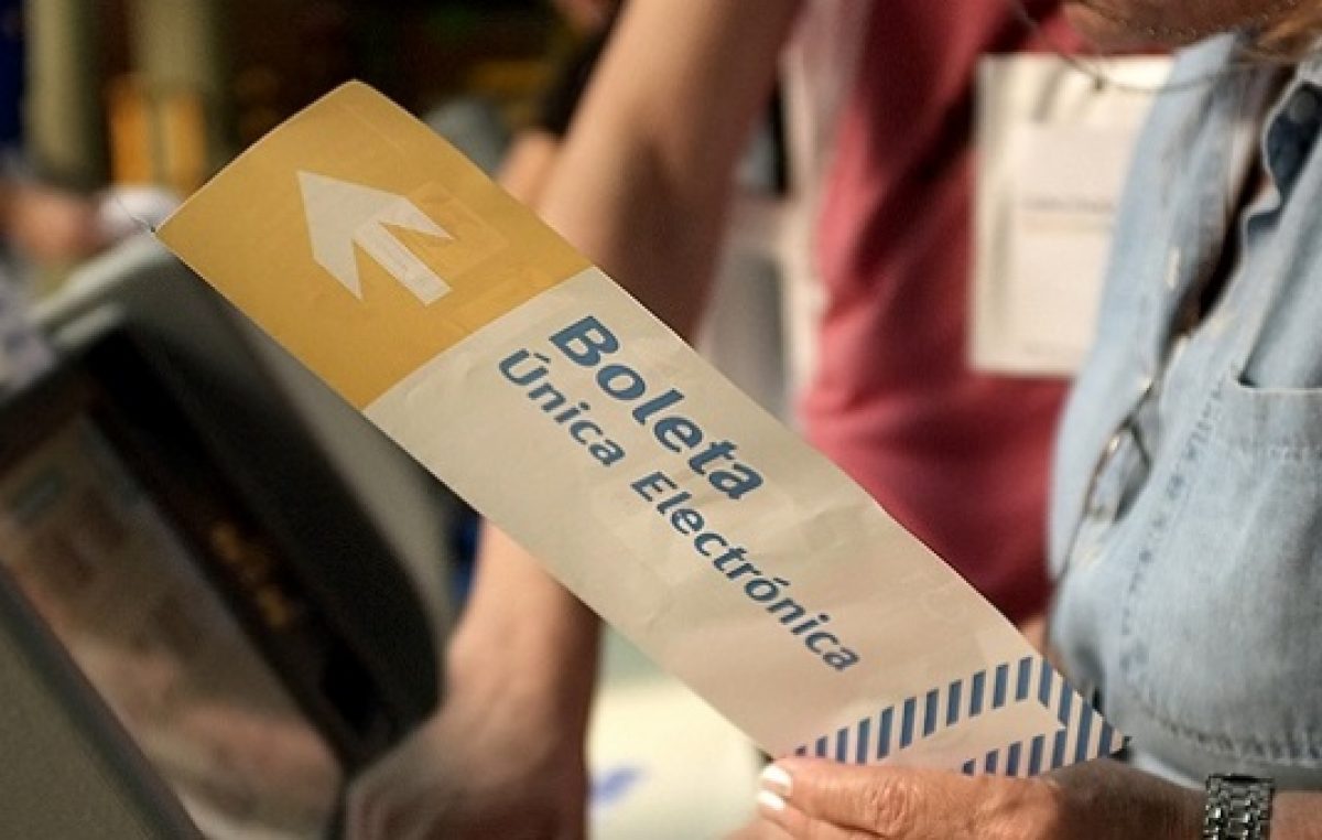 Reforma política: El voto electrónico que quiere Macri es cuestionado por caro e inseguro