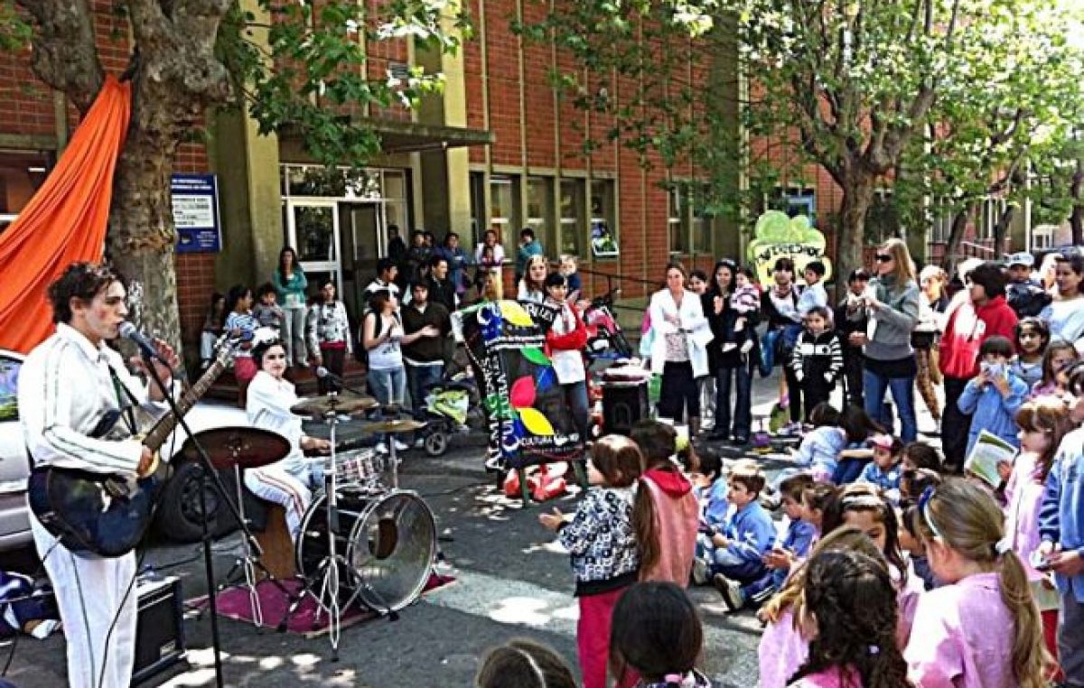 La suspensión de los programas educativos y culturales perjudica a los barrios más alejados de Mar del Plata