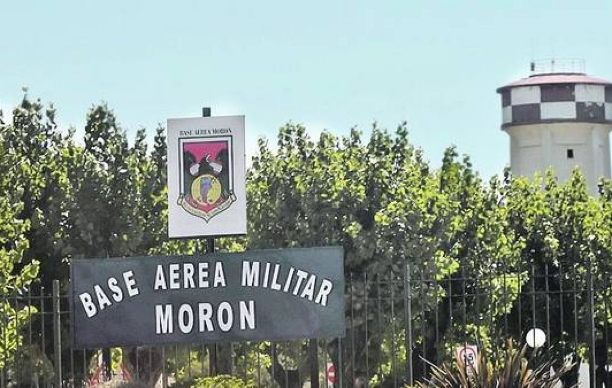 Morón: La militarización de la promesa a la bandera