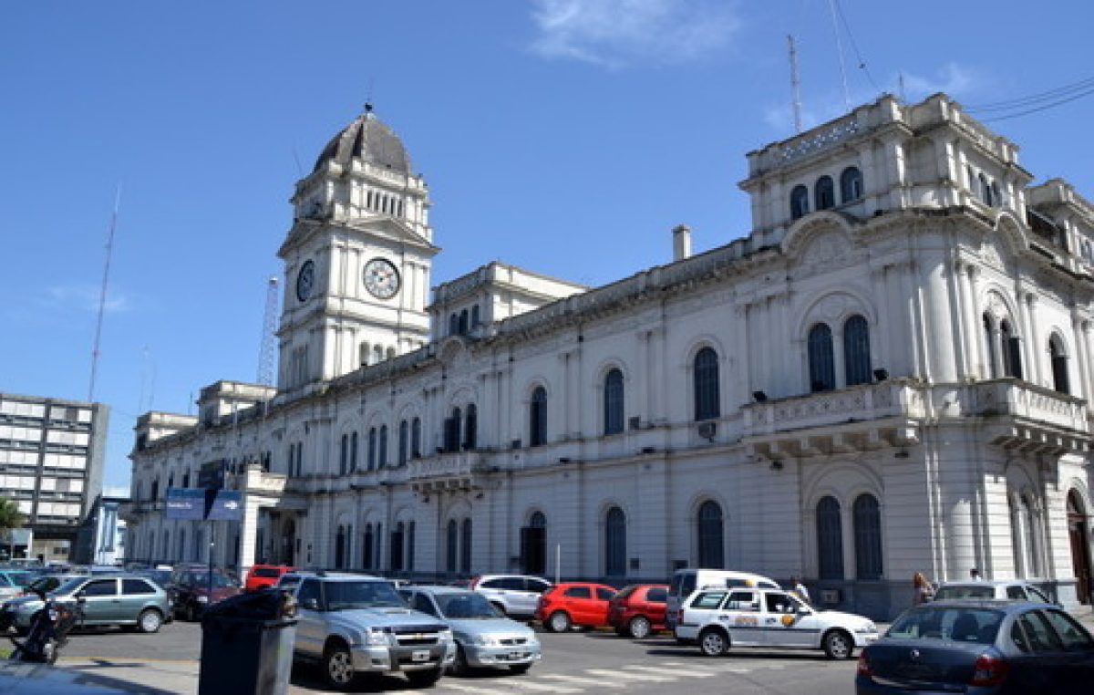 La provincia canceló la deuda de coparticipación a los municipios entrerrianos