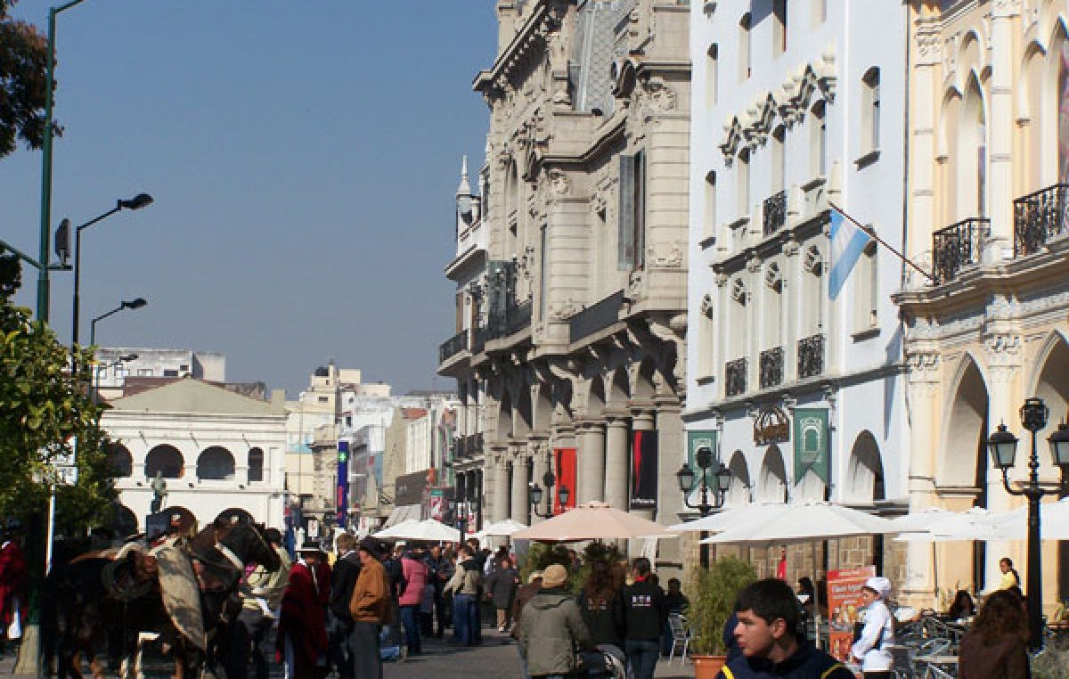 Nuevo plan para el centro salteño: sacarán colectivos y sumarán rampas, ciclovías y veredas anchas