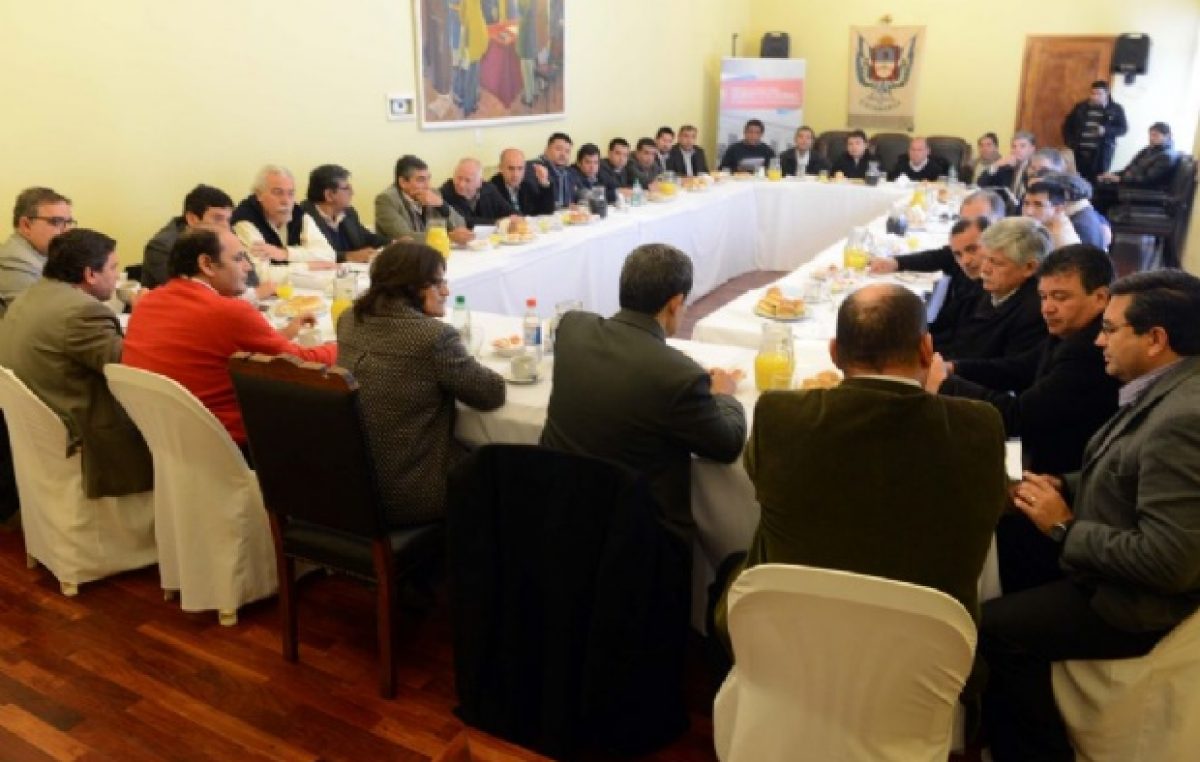 Catamarca coparticipará el crédito de 700 millones con los municipios
