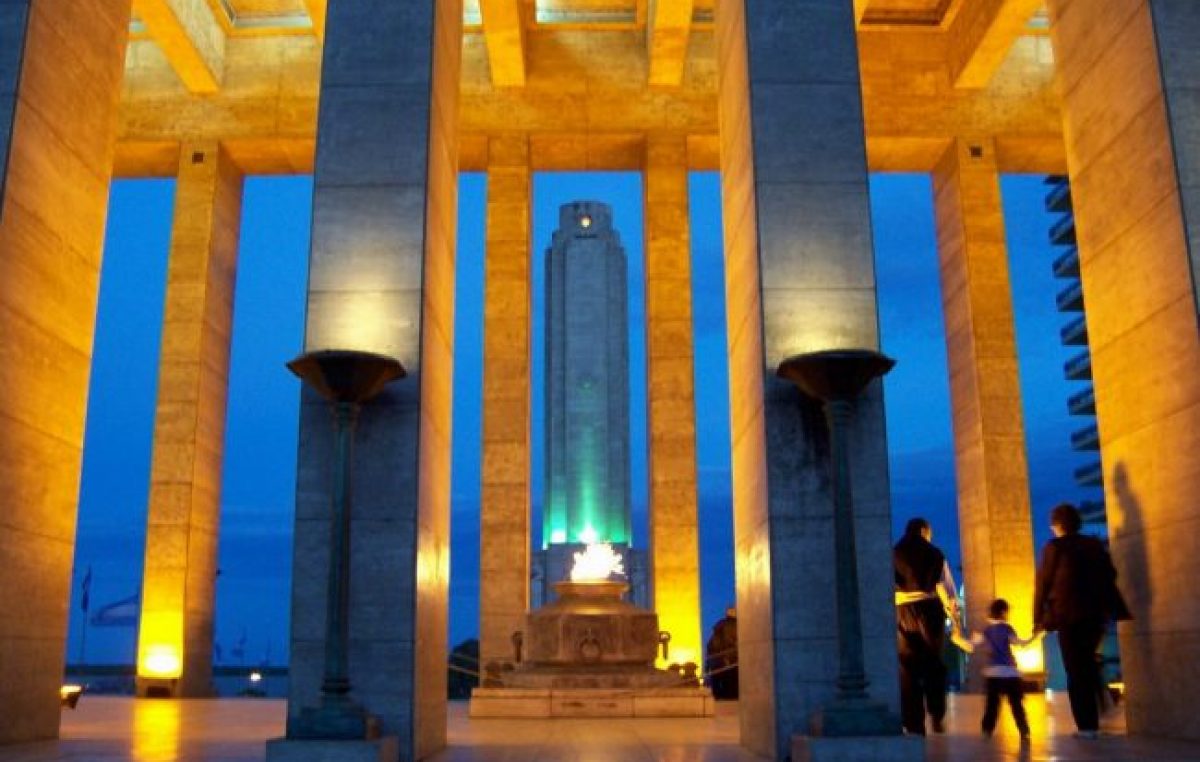 Restaurarán el Monumento Nacional a la Bandera
