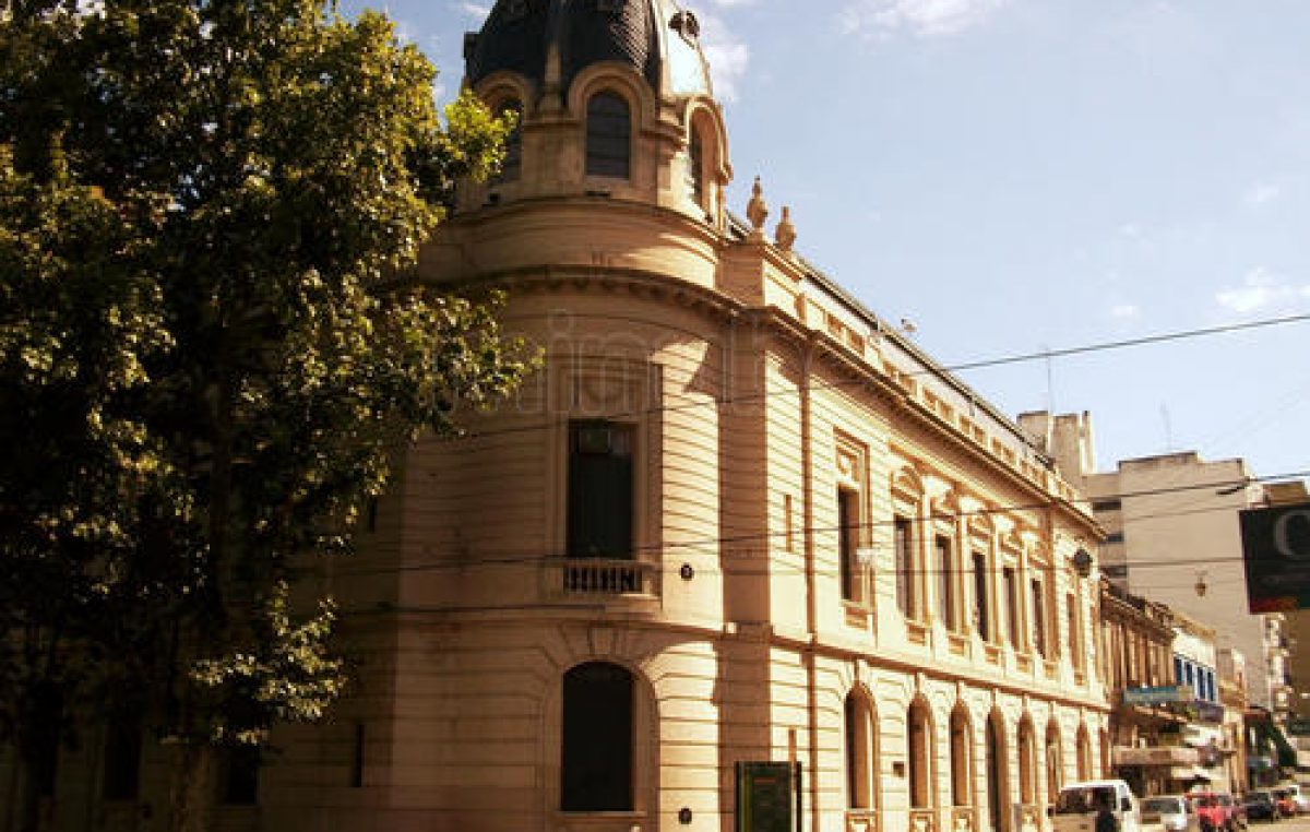 Municipal de Pergamino denunció malas condiciones de trabajo y lo castigaron: 7 horas encerrado