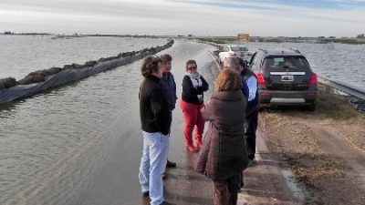 Sudeste cordobés: Cuatro pueblos amenazados, tres rutas y 50 mil hectáreas inundadas