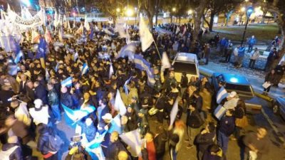 Marcha contra los despidos y el ajuste