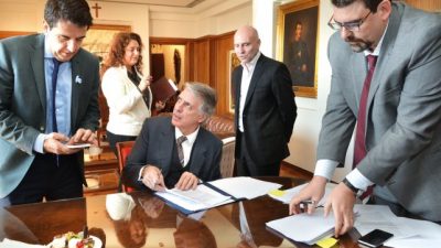 Desahogo en los departamentos de Mendoza: les pagaron deuda de la coparticipación