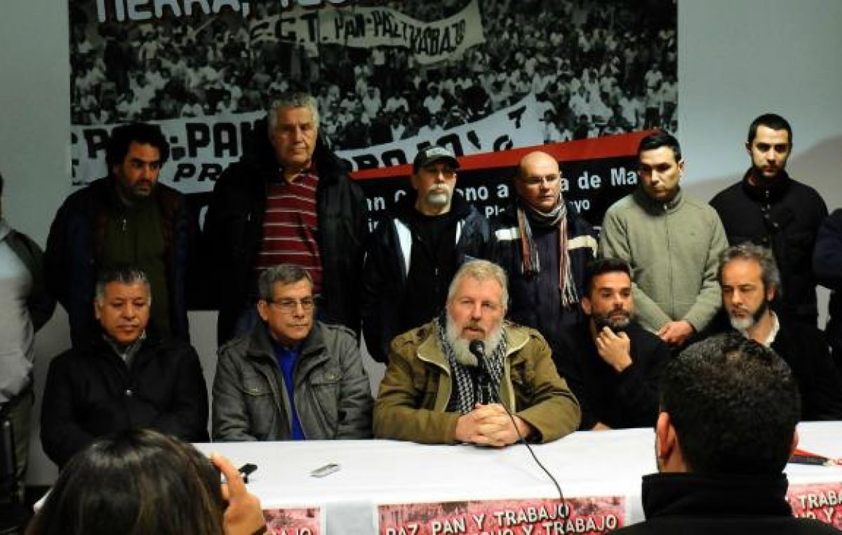 La CGT planea reunificarse, acordar con la CTA e ir al paro