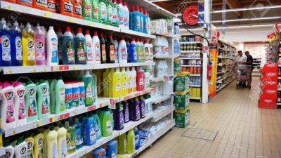 Lácteos, perfumería y limpieza reflejan subas de hasta un 70% en las góndolas