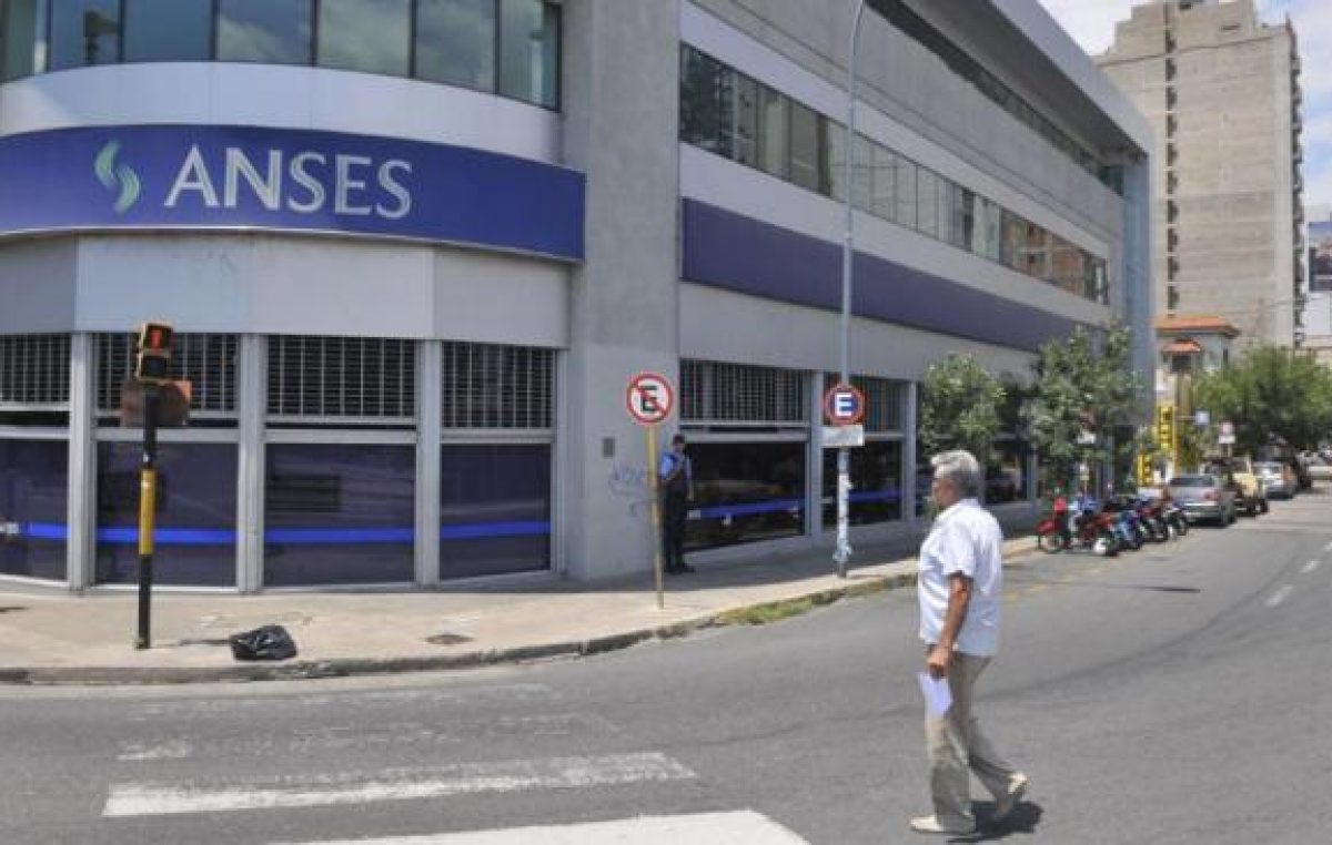 Córdoba: Anses ayudará a la Caja, con multa y muerte súbita