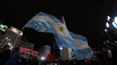 “No al tarifazo”: Otro ruidazo por las calles