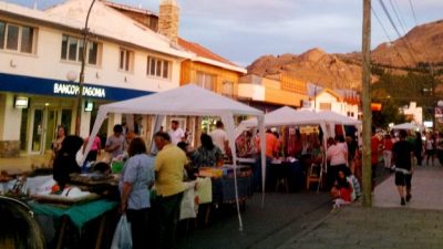 Artesanos y productores de Esquel explicarán los alcances del proyecto para crear un mercado permanente