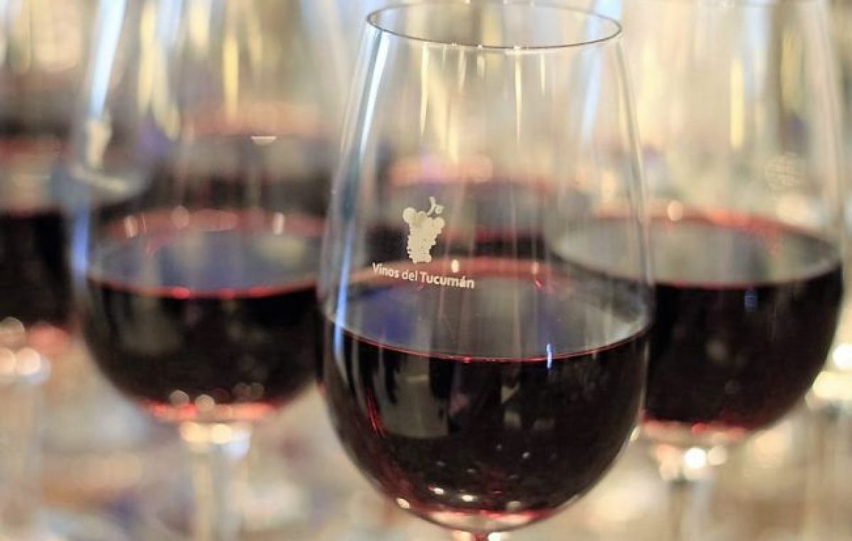 Por 3 años prepararon en Tucumán un vino para el Bicentenario, pero Macri eligió uno de Mendoza