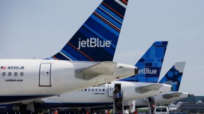 EEUU y Cuba restablecen vuelos regulares tras más de 50 años