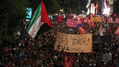Expulsión de manifestantes brasileños desata fuertes críticas en redes sociales