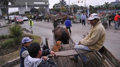 Córdoba: La crisis pega en la mesa, en el techo y en los servicios
