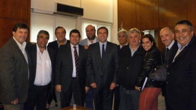 En su equipo, el intendente de Córdoba prioriza a exintendentes