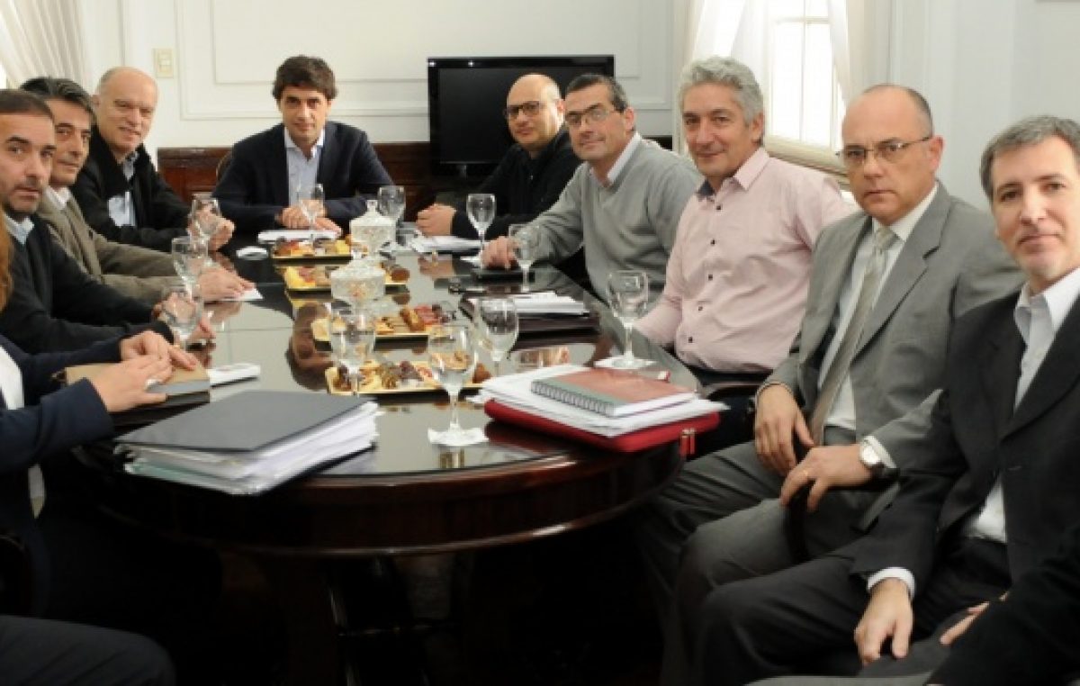 La inflación complica a los municipios bonaerenses: Ya piden auxilio para aguinaldos y nuevas paritarias