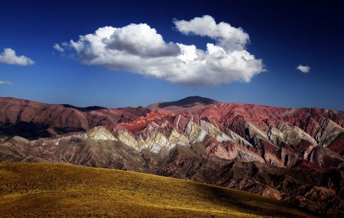 Cerro de los 7 Colores: ¡te quedaste corto, tenemos uno de 14!