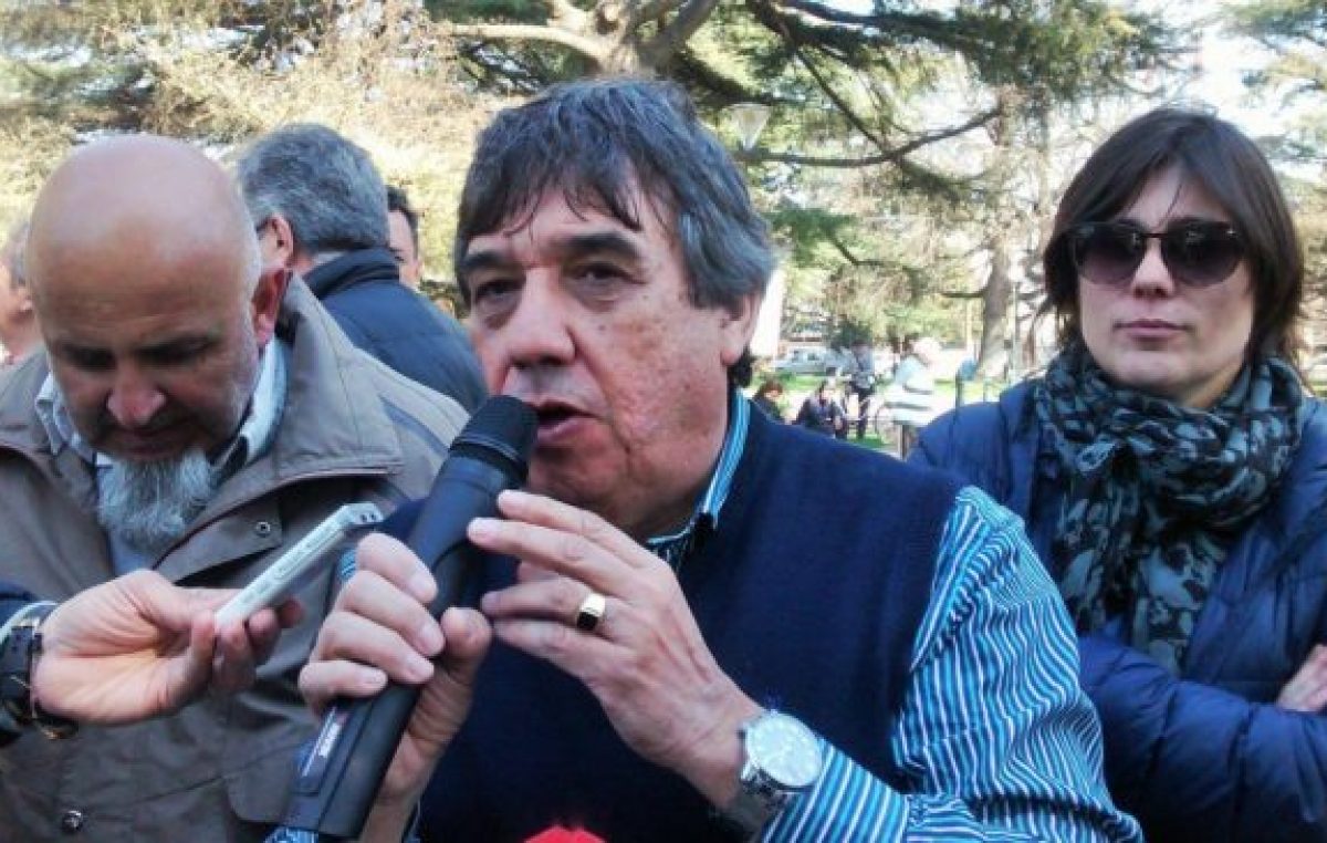 Los gremios municipales de la zona concentraron su bronca en Suárez