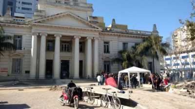 Trabajo convocó al diálogo y se levantó el paro de municipales de Río Cuarto