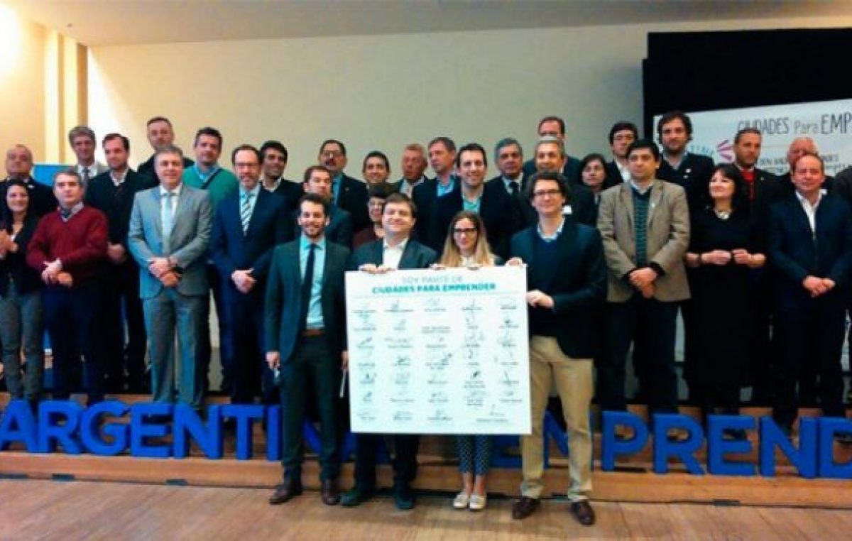 Intendentes de 30 municipios se adhirieron al programa “Ciudades para Emprender”