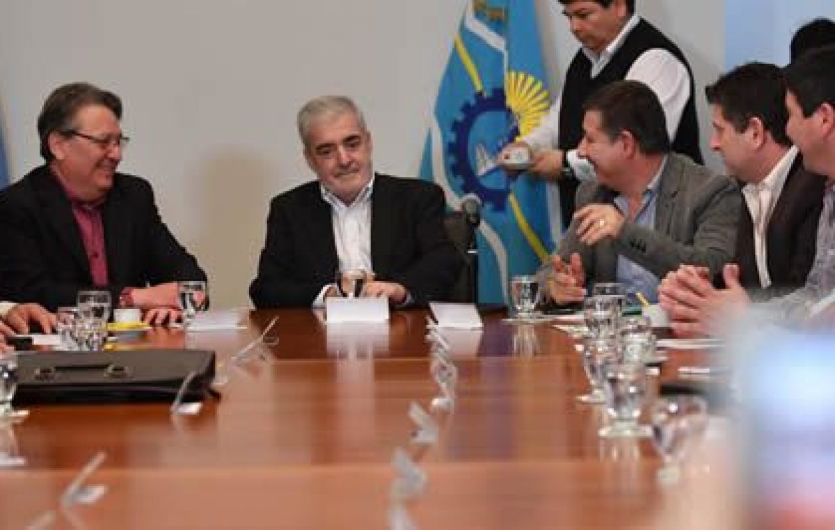 Intendentes de Chubut definen obras prioritarias para sus localidades