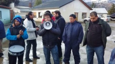 El SOEME y ZO sigue con retención de servicios en El Maitén