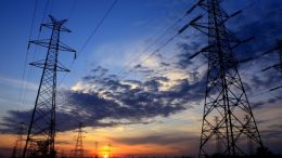 El interior sigue pagando tarifas eléctricas más caras que Buenos Aires