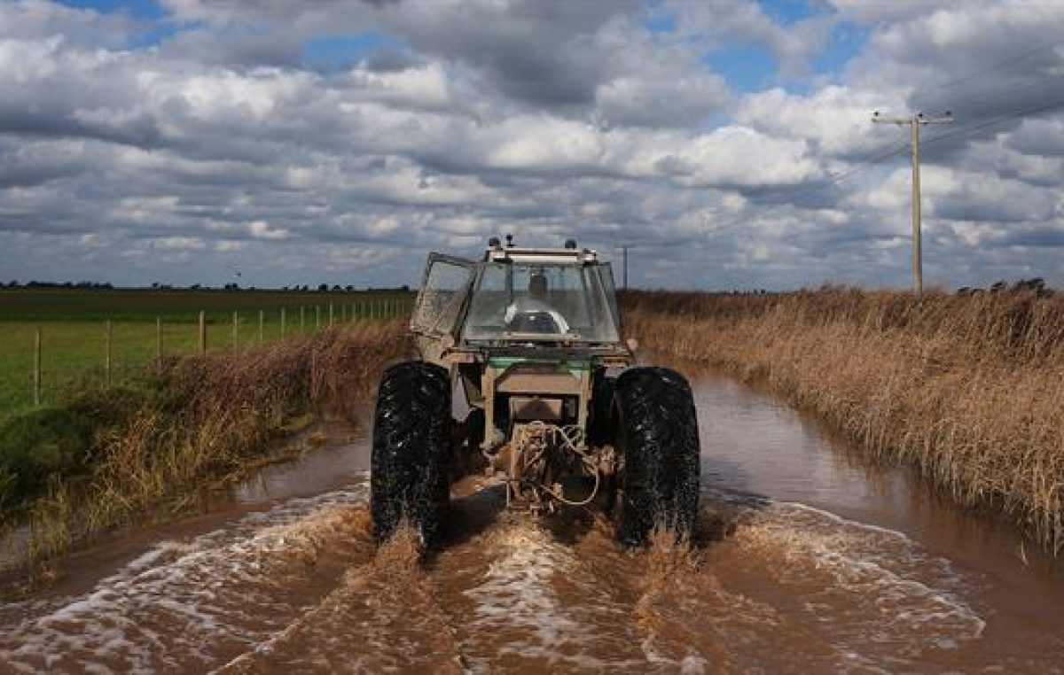 Los pueblos del sudeste cordobés afrontan la peor inundación de su historia