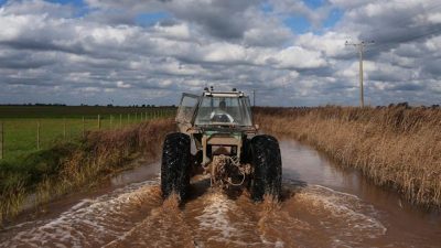 Los pueblos del sudeste cordobés afrontan la peor inundación de su historia