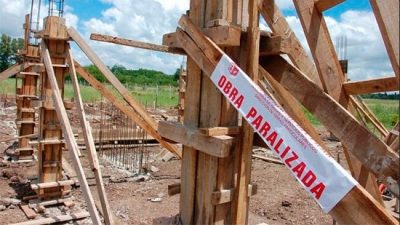 Se perdieron más de 100.000 puestos de trabajo desde fines de 2015
