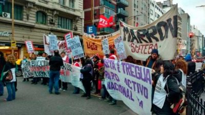 Arrancó un mes cargado de protestas