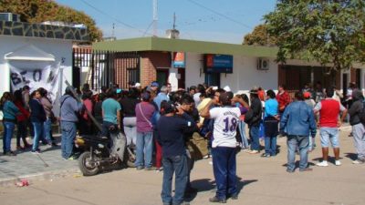 Continúa tomado el municipio fraileño