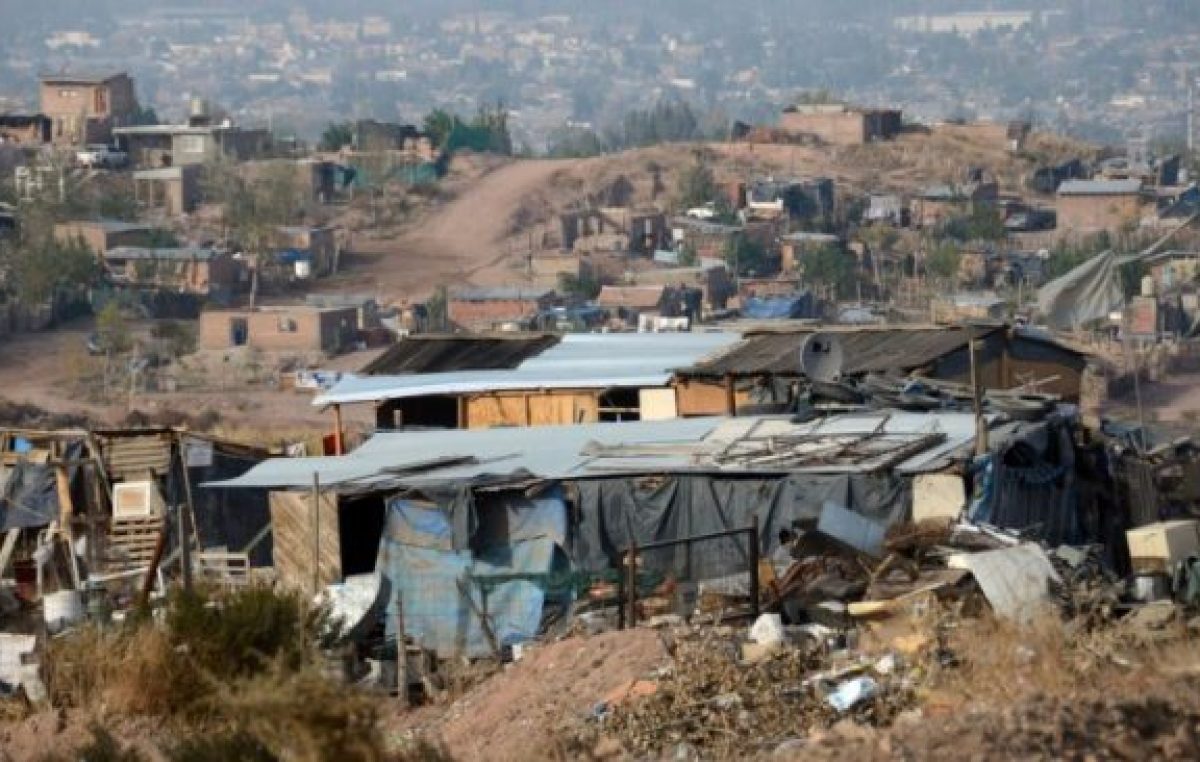 Neuquén: Tomas, pequeños pueblos dentro de una gran ciudad