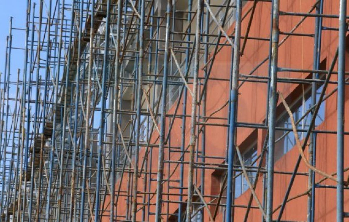 Fuerte retracción de permisos para la construcción privada en Entre Ríos