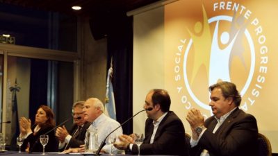 El Gobernador de Santa Fe se reunió con intendentes y presidentes comunales del Frente Progresista Cívico y Social