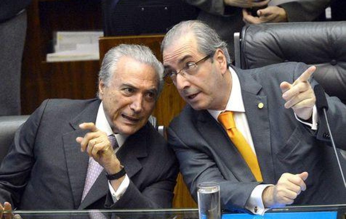 Cunha destituído por corrupto amenaza con contar la conspiración de Temer