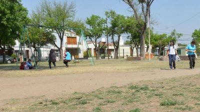Los yuyos en Córdoba crecen tanto como el costo de cortarlos