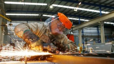 El Gobierno impulsa un modelo «agroexportador que deja de lado a la industria»