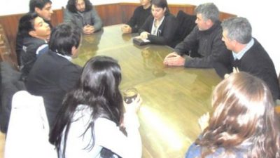 Reunión paritaria entre el SOEME y ZO, y el Ejecutivo de Esquel