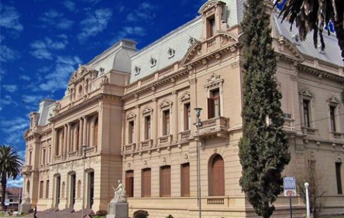 Capacitación a municipios jujeños en manejo de datos estadísticos