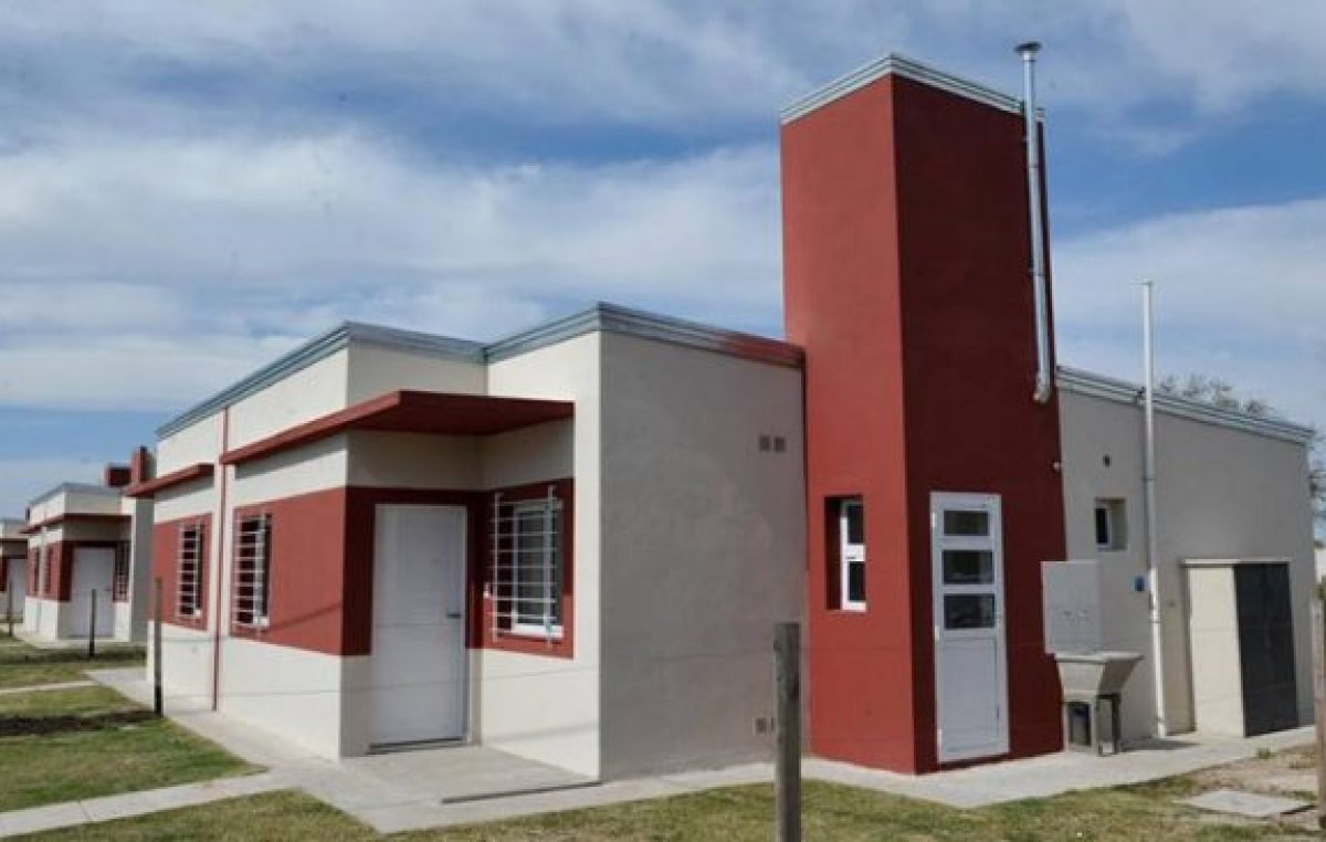 Nación acordó con Entre Ríos la construcción de 305 viviendas en 14 localidades