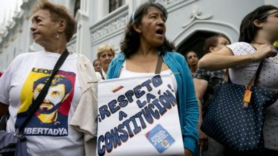 En Venezuela, el gobierno postergó para 2017 unas elecciones decisivas