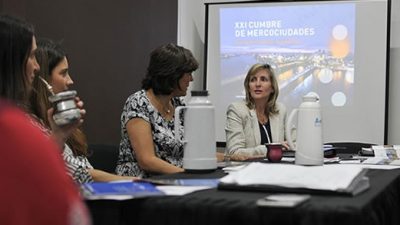 Presentaron en Santa Fe Cumbre de Mercociudades en Safetur