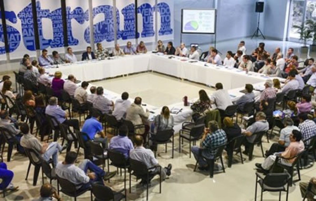 Mañana paran los municipales de Santa Fe por reapertura de paritarias