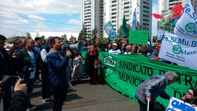 Represión y heridos en protesta de municipales en Avellaneda