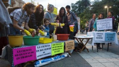 Científicos tucumanos reclamaron contra el recorte presupuestario
