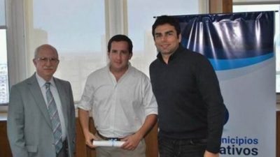 Corrientes: Fedecoop, en el lanzamiento de la Red de Municipios Cooperativos